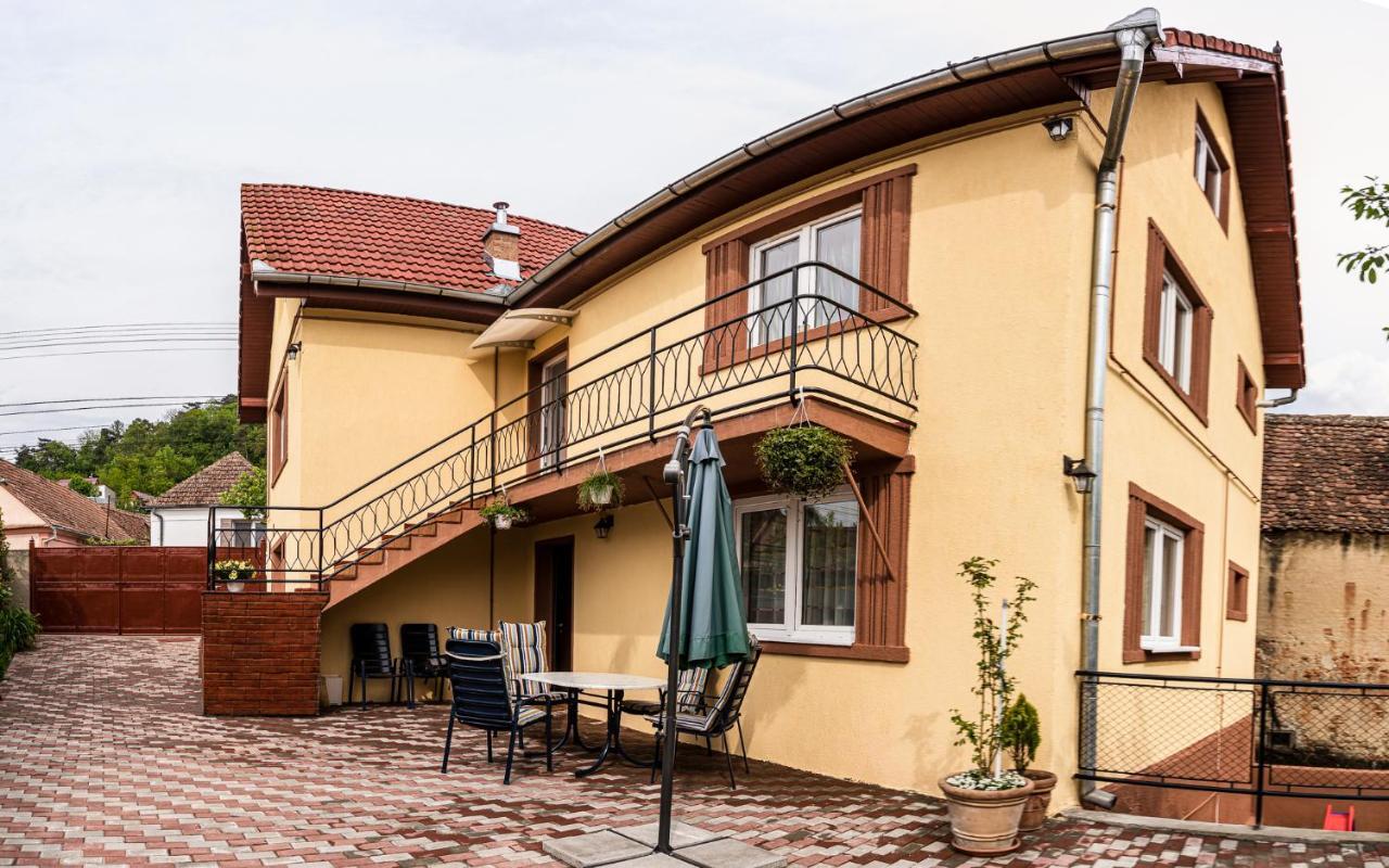 Gabi'S Home #2 Sighisoara Bagian luar foto